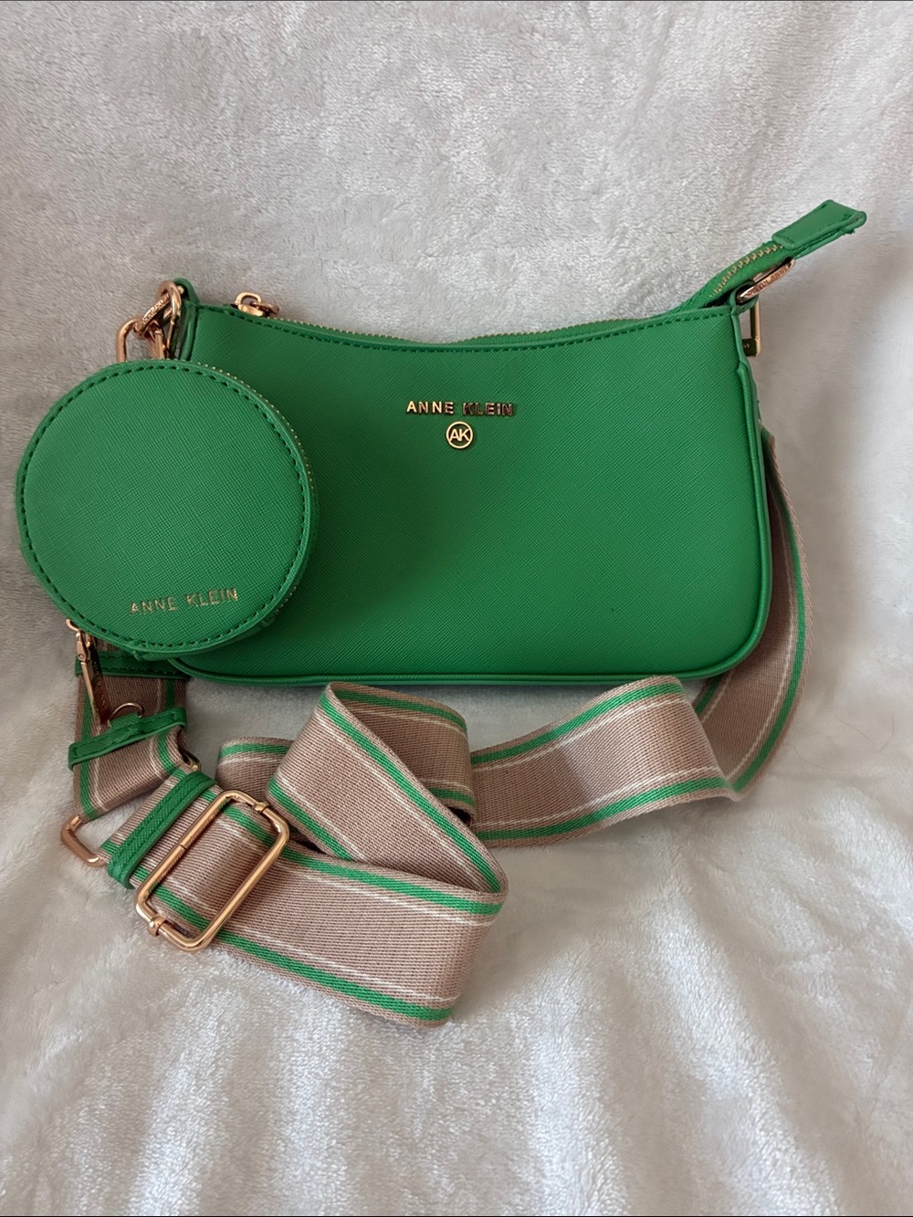 Anne Klein Emerald Green Crossbody with Striped Adjustable Strap. NWOT
